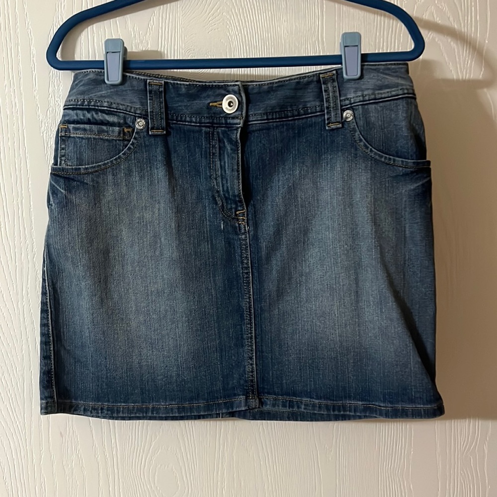 Tommy Hilfiger Blue Jean Skirt size 8